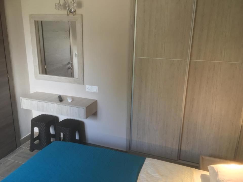 Thealos Rooms 보우르보우로우 외부 사진